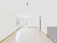 Недвижимость Apartment 7 rooms: 4