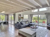 Недвижимость Single house 8 rooms: 3