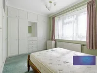 Недвижимость Holly Park Estate: 4
