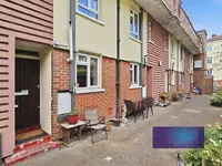 Недвижимость Holly Park Estate: 10
