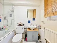 Недвижимость Langdale Close, Oval: 3