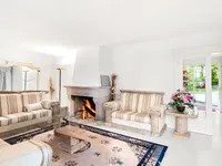 Недвижимость Single house 10 rooms: 7