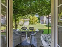 Недвижимость Single house 13.5 rooms: 8