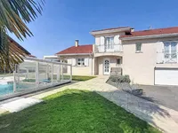 Недвижимость Single house 5 rooms: 2