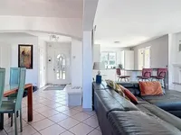 Недвижимость Single house 5 rooms: 3