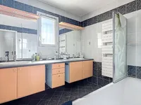 Недвижимость Single house 5 rooms: 9
