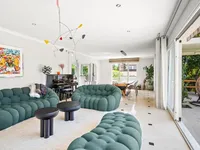 Недвижимость Single house 7 rooms: 3