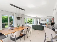 Недвижимость Single house 7 rooms: 6