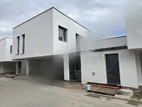 Недвижимость Дом с террасой Ново Загорье: 1