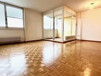 Недвижимость Apartment 5 rooms: 1