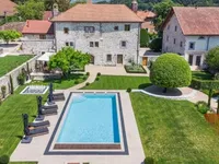 Недвижимость Castle 18 rooms: 2