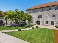 Недвижимость Castle 18 rooms: 8