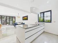 Недвижимость Apartment 5 bedrooms for sale in Luxembourg-Eich: 5