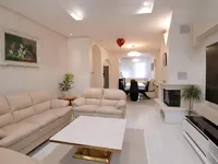 Недвижимость Townhouse 8 bedrooms for sale in Esch-sur-Alzette: 3