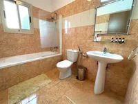 Недвижимость 3 Bedroom Apartment For Sale In Mesa Geitonia, Limassol: 8