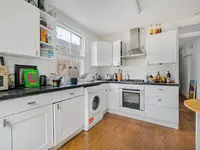 Недвижимость Glengall Road: 12