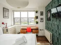Недвижимость Somerford Grove: 2