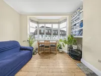 Недвижимость Sherwood Hall, East End Road: 6