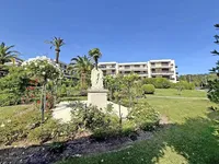 Недвижимость Property Type: House
Location: Cannes, Californie

Final Name:

House Cannes: 1