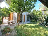 Недвижимость Villa Croix des Gardes: 1