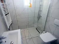 Недвижимость Дом, Блед.: 5