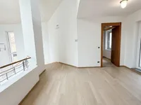 Недвижимость Дом, Тржич: 24