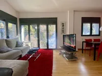 Недвижимость Charming attic with mountain views: 2