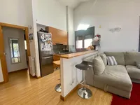 Недвижимость Charming attic with mountain views: 13