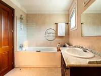 Недвижимость Spectacular duplex penthouse for sale in Ordino: 14