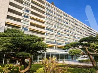 Недвижимость Apartment 4 rooms: 4