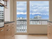Недвижимость Apartment 4 rooms: 6