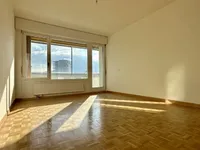 Недвижимость Apartment 4 rooms: 10