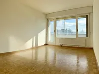 Недвижимость Apartment 4 rooms: 11
