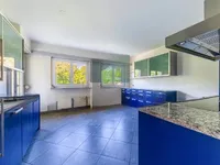 Недвижимость Apartment 5 rooms: 2