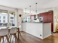Недвижимость Apartment 5 rooms: 4