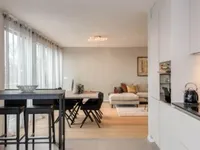 Недвижимость Apartment 5 rooms: 6