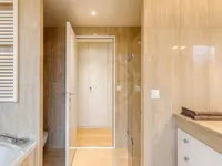 Недвижимость Apartment 5 rooms: 10