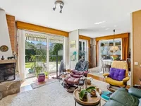 Недвижимость Bifamiliar house 7 rooms: 5