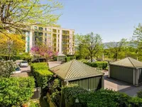 Недвижимость Apartment 4 rooms: 1