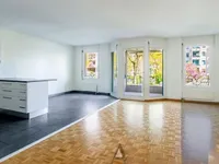 Недвижимость Apartment 4 rooms: 4