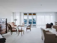 Недвижимость Apartment 7 rooms: 4