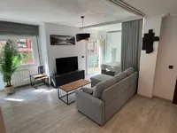 Недвижимость 3-bedroom apartment with 3 auxiliary rooms for sale in La Massana: 3