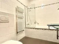 Недвижимость Apartment 7 rooms: 8