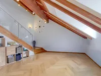 Недвижимость Attic flat 3 rooms: 3