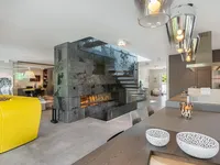 Недвижимость Attic flat 8 rooms: 8