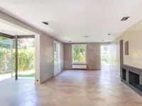 Недвижимость Single house 9 rooms: 5
