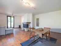 Недвижимость Bifamiliar house 6 rooms: 2