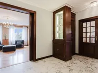 Недвижимость Apartment 8 rooms: 1
