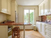 Недвижимость Apartment 7 rooms: 3