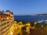 Недвижимость Roof flat 8 rooms: 1